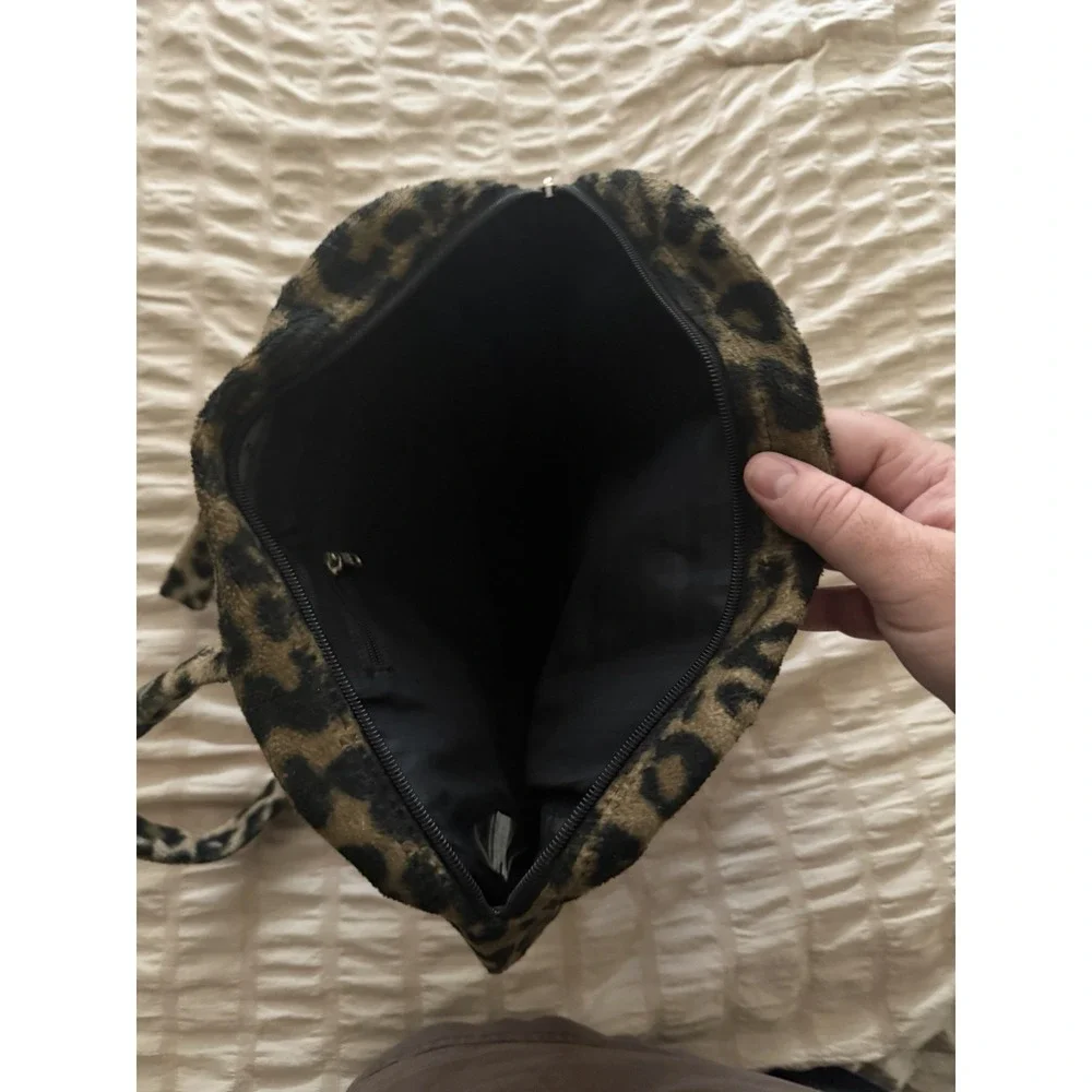 Fuzzy Leopard/Cheetah print purse bag, 13x10
